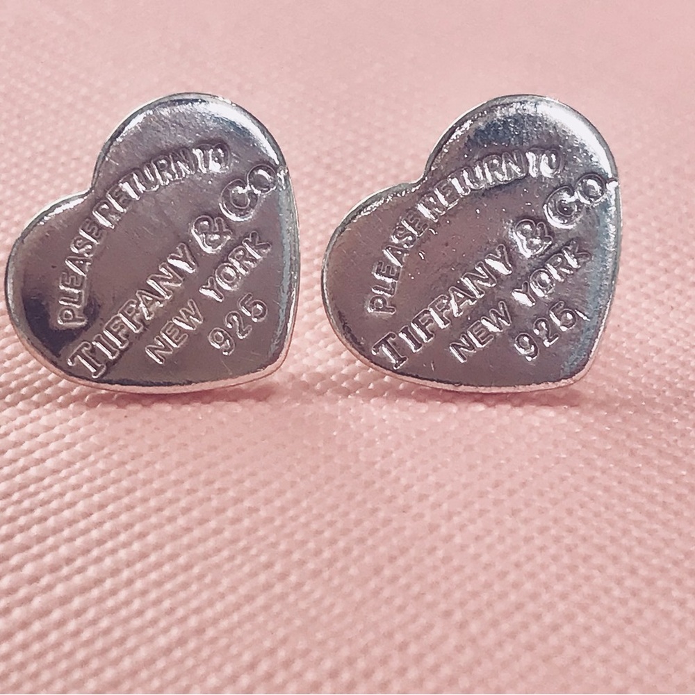 “Return to Tiffany’s” replica• fashion earrings•Stamped 925 Sterling•studs